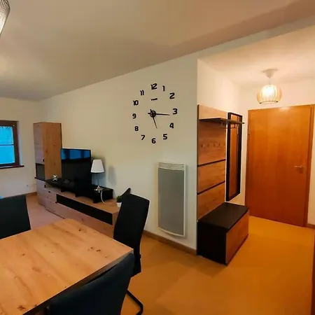 Industriel F3 תאן